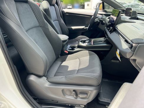 New 2026 Toyota C-HR AWD/4WD image 23