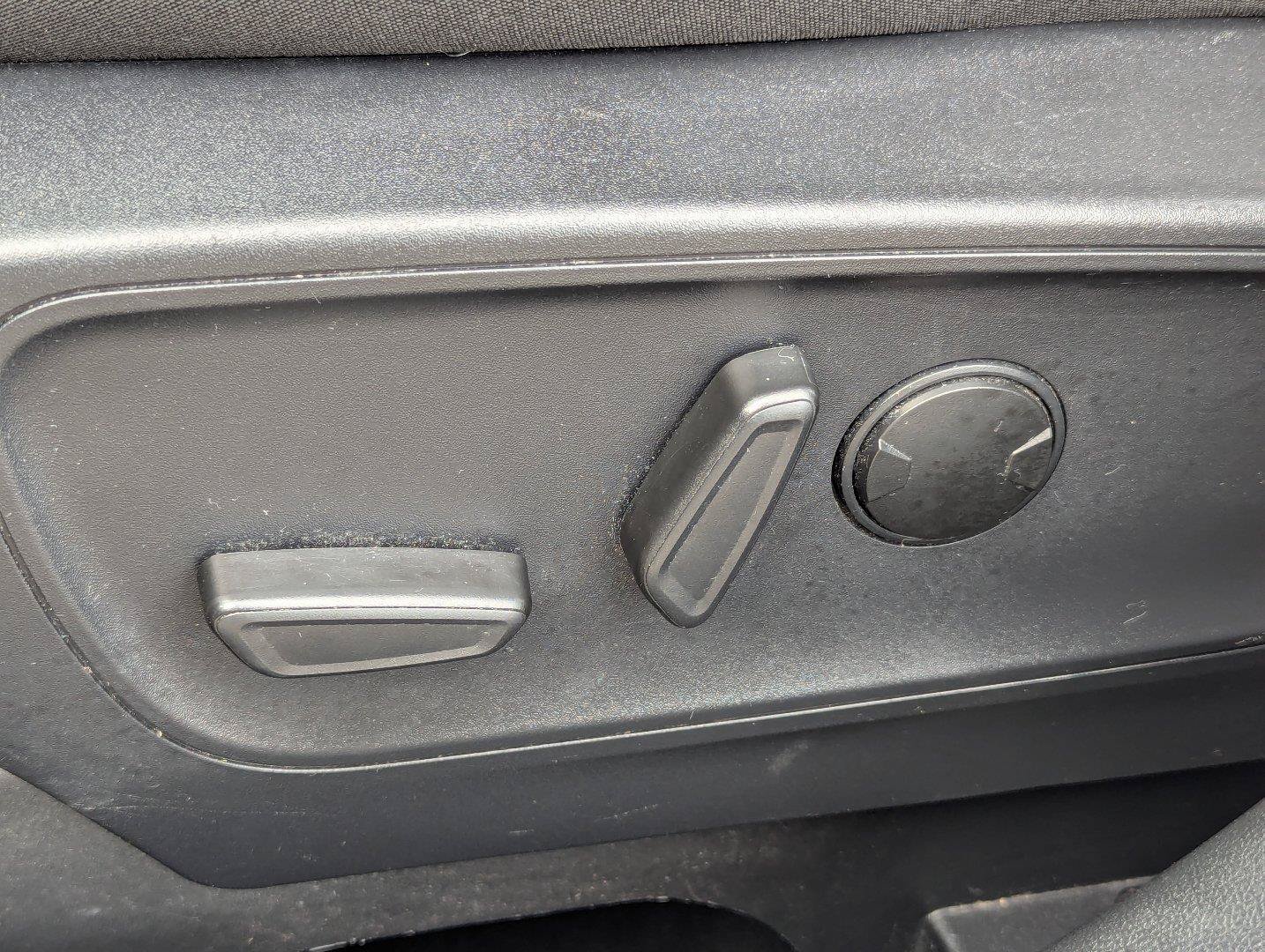 Used 2024 Ford Escape Active AWD/4WD image 27