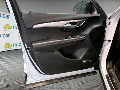 Used 2025 Buick Envision Sport Touring AWD/4WD image 10