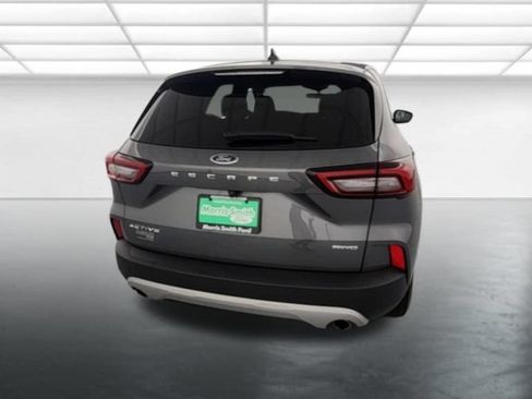 Used 2023 Ford Escape Active w/ Tech Pack #2 AWD/4WD image 7