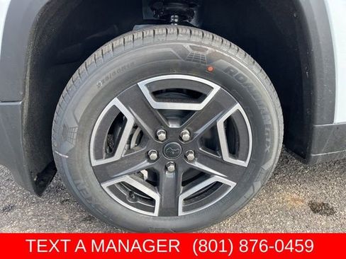 New 2026 Jeep Cherokee Laredo AWD/4WD image 9