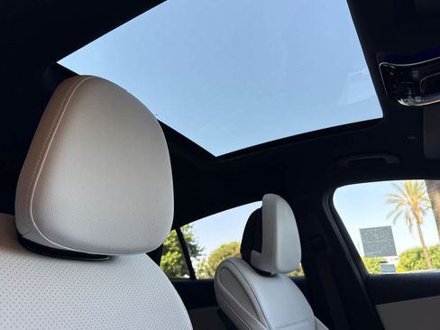 New 2026 Mercedes-Benz GLC 300 4MATIC image 16