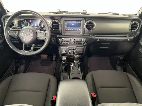 Used 2023 Jeep Wrangler Unlimited image 21