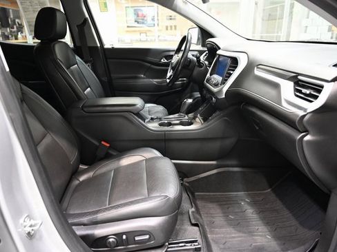 Used 2019 GMC Acadia SLT image 10