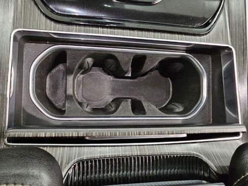 Used 2023 Jeep Wagoneer L Series II image 21