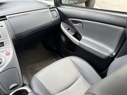 Used 2012 Toyota Prius Prime Advanced FWD image 32