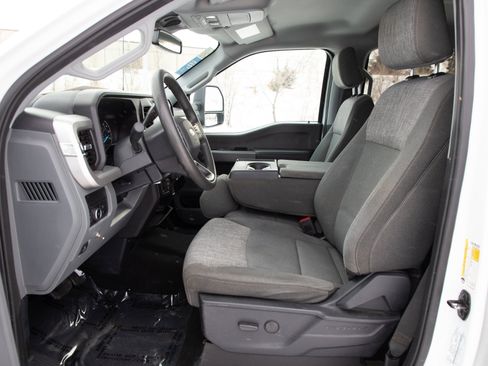Used 2023 Ford F250 XLT AWD/4WD image 17