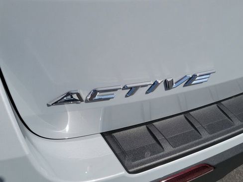 Used 2025 Ford Explorer Active w/ Active Comfort Package image 23