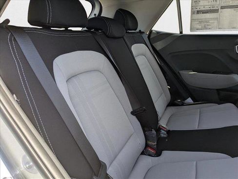 New 2025 Hyundai Venue SEL image 21