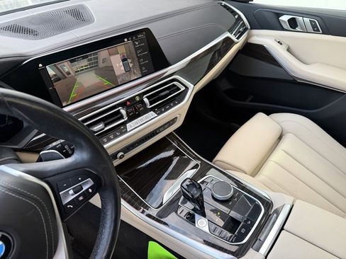 Used 2021 BMW X5 xDrive40i w/ Premium Package image 25