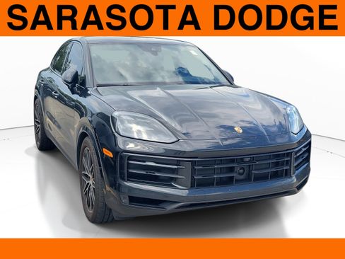 Used 2026 Porsche Cayenne S AWD/4WD image 1