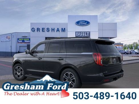 New 2025 Ford Expedition Active image 4