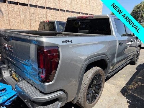 Used 2023 GMC Sierra 1500 Denali w/ Denali Reserve Package AWD/4WD image 3