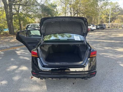 Used 2025 Nissan Altima 2.5 SL image 12