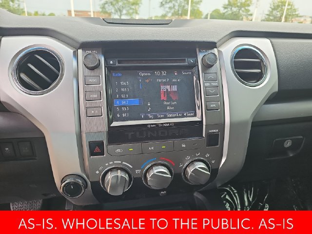 Used 2015 Toyota Tundra SR5 w/ TRD Off Road Package AWD/4WD image 21