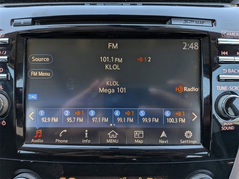 Used 2015 Nissan Murano Platinum w/ Platinum Technology Package image 18