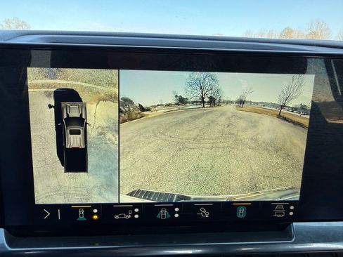 Used 2024 Chevrolet Silverado 3500 High Country w/ High Country Premium Package image 15