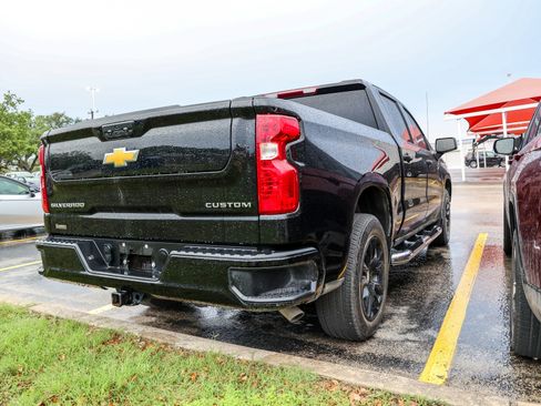 Used 2024 Chevrolet Silverado 1500 Custom image 10