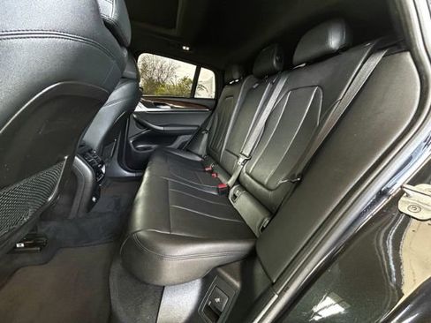 Used 2019 BMW X4 xDrive30i w/ Convenience Package image 7