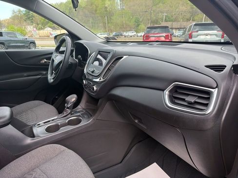 Used 2024 Chevrolet Equinox LT w/ LPO, Floor Liner Package AWD/4WD image 20