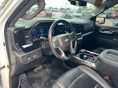 Used 2022 Chevrolet Silverado 1500 LT w/ All Star Edition Plus AWD/4WD image 18