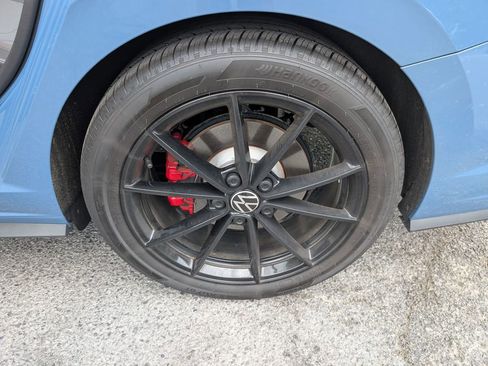 Used 2026 Volkswagen Jetta GLI Autobahn FWD image 13