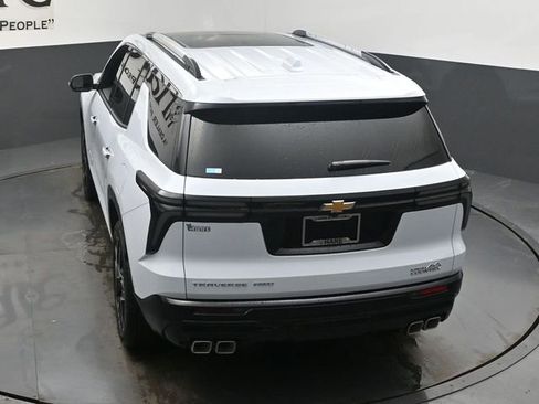 New 2026 Chevrolet Traverse High Country w/ LPO, Floor Liner Package image 36