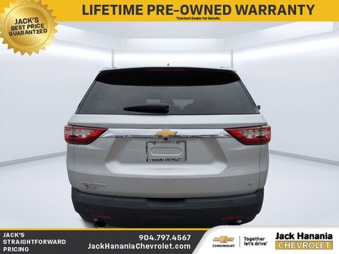 Used 2019 Chevrolet Traverse LT FWD image 4