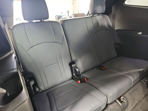Used 2023 Buick Enclave Essence w/ Trailering Package, 5000 lbs. AWD/4WD image 15