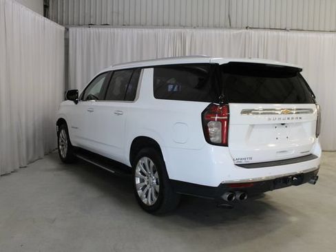 Used 2021 Chevrolet Suburban Premier AWD/4WD image 32