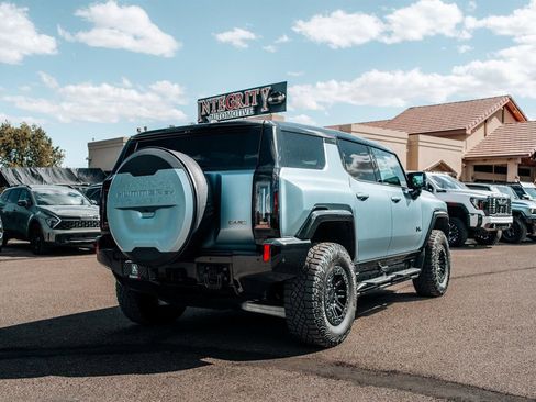 Used 2024 GMC Hummer EV 3X w/ Omega Edition AWD/4WD image 7