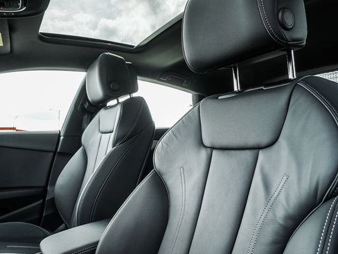 Certified 2025 Audi A5 2.0T Premium Plus w/ Convenience Plus Package image 10