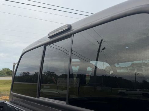 Used 2006 Ford F250 XL image 9