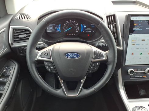 Certified 2024 Ford Edge SEL w/ Convenience Package AWD/4WD image 11