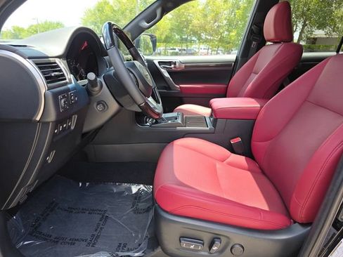 Used 2023 Lexus GX 460 Premium w/ Premium Package AWD/4WD image 24