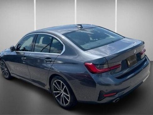 Used 2021 BMW 330i Sedan w/ Premium Package RWD image 3