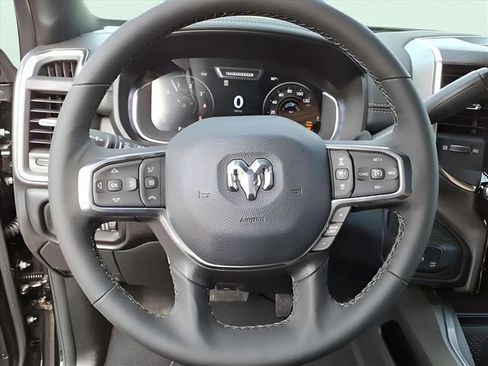 New 2026 RAM 2500 Laramie AWD/4WD image 23
