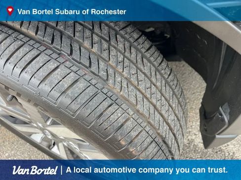 Certified 2025 Subaru Forester Touring AWD/4WD image 10