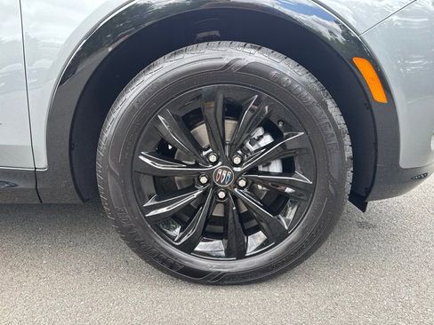 New 2026 Buick Envista Sport Touring w/ Convenience I Package FWD image 9