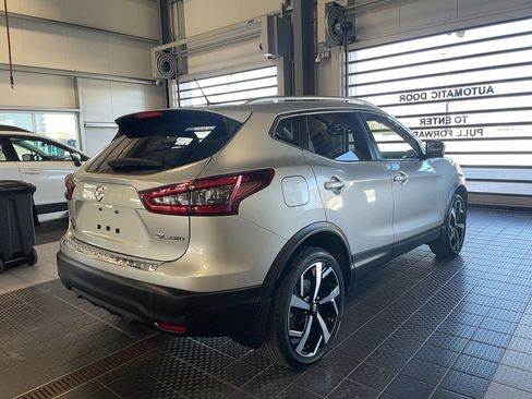Used 2022 Nissan Rogue Sport SL w/ Premium Package AWD/4WD image 18