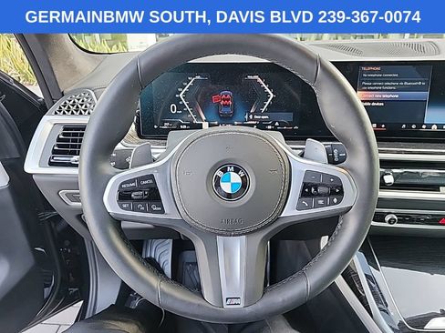 Used 2025 BMW X7 xDrive40i w/ M Sport Package AWD/4WD image 15