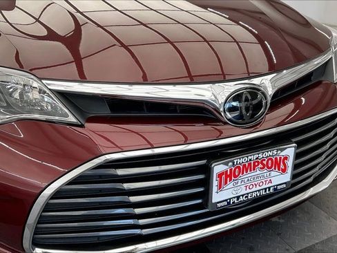 Used 2016 Toyota Avalon Limited image 31