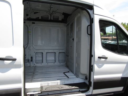 Used 2024 Ford Transit 250 148 High Roof Extended AWD image 22