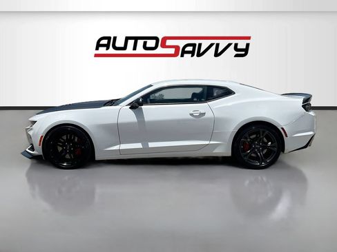 Used 2022 Chevrolet Camaro SS RWD image 4