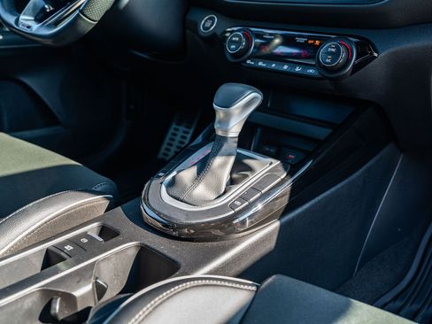 Used 2024 Kia Forte GT-Line image 14