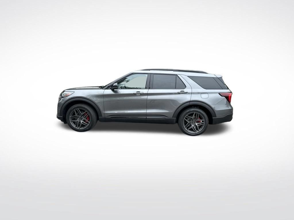 Used 2025 Ford Explorer ST-Line w/ Premium Package AWD/4WD image 3