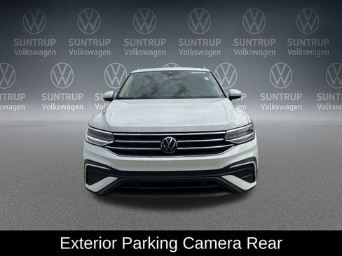 Used 2024 Volkswagen Tiguan SE image 10