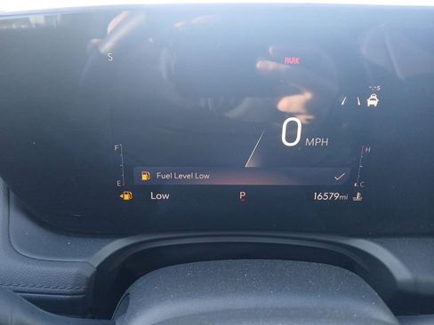 Used 2025 Buick Encore GX Preferred FWD image 25