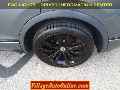 Used 2020 Volkswagen Tiguan SE R-Line image 10