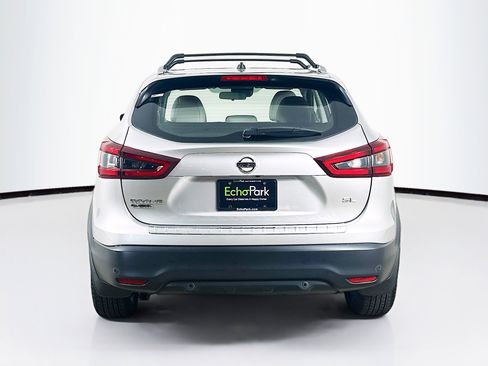 Used 2022 Nissan Rogue Sport SL FWD image 7
